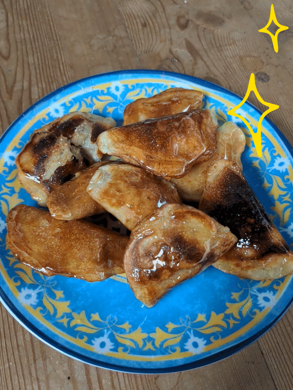 Crunchy syrup pillows